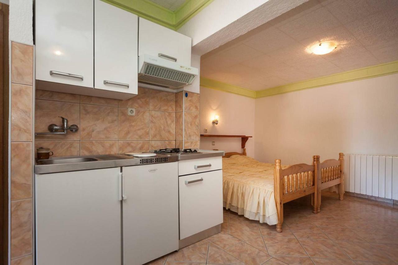 Apartmani Antonella Premantura Exteriér fotografie